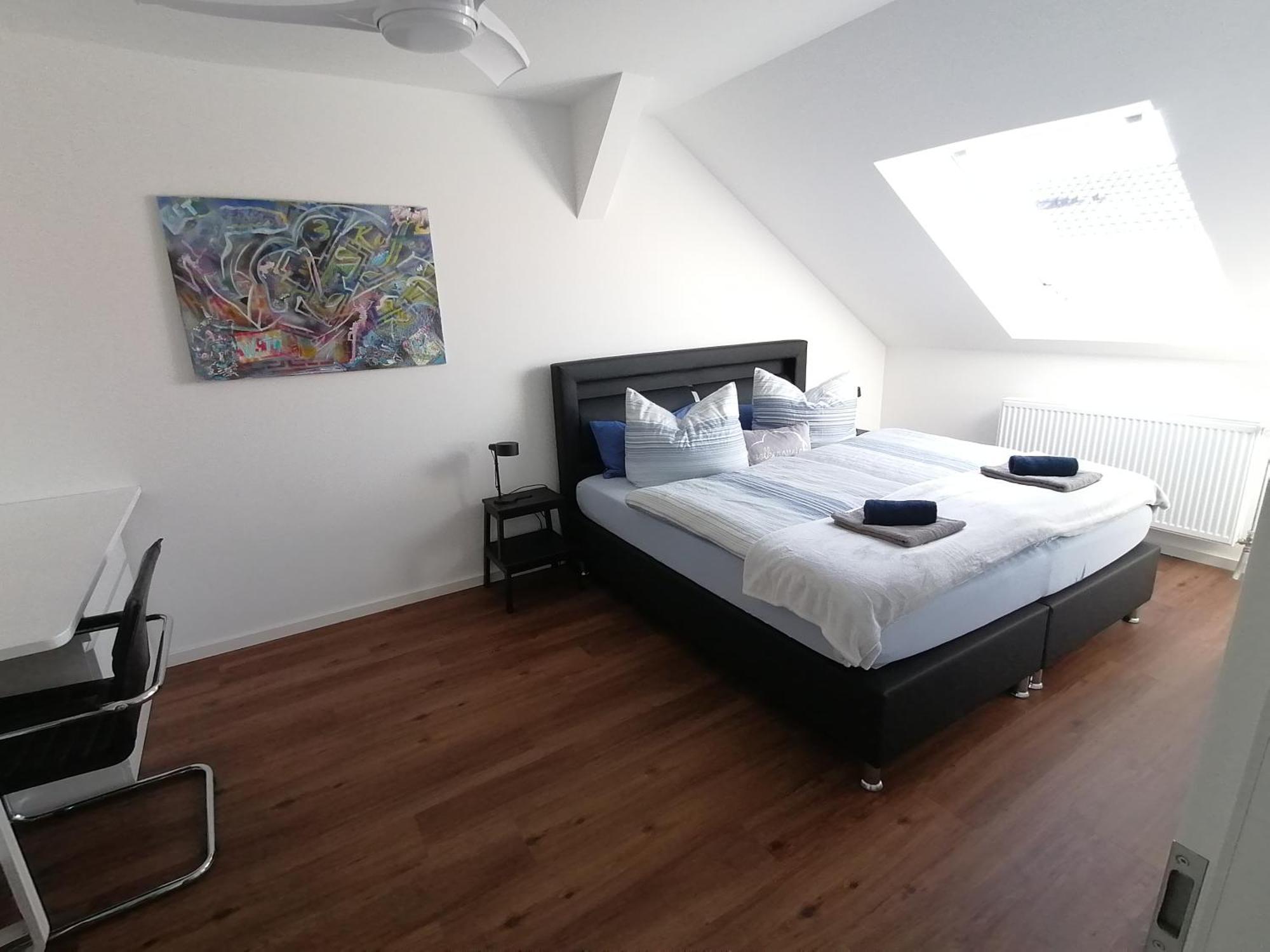 Auszeit2 Erfurt - Stilvolle Dachwohnung Mit Parkplatz - Zentrumsnah Esterno foto